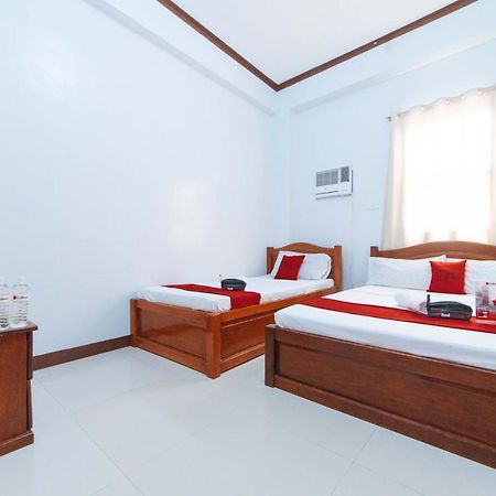 Reddoorz @ D Maagma Street Hotel Kalibo Exterior photo