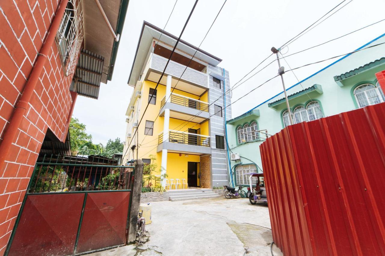 Reddoorz @ D Maagma Street Hotel Kalibo Exterior photo