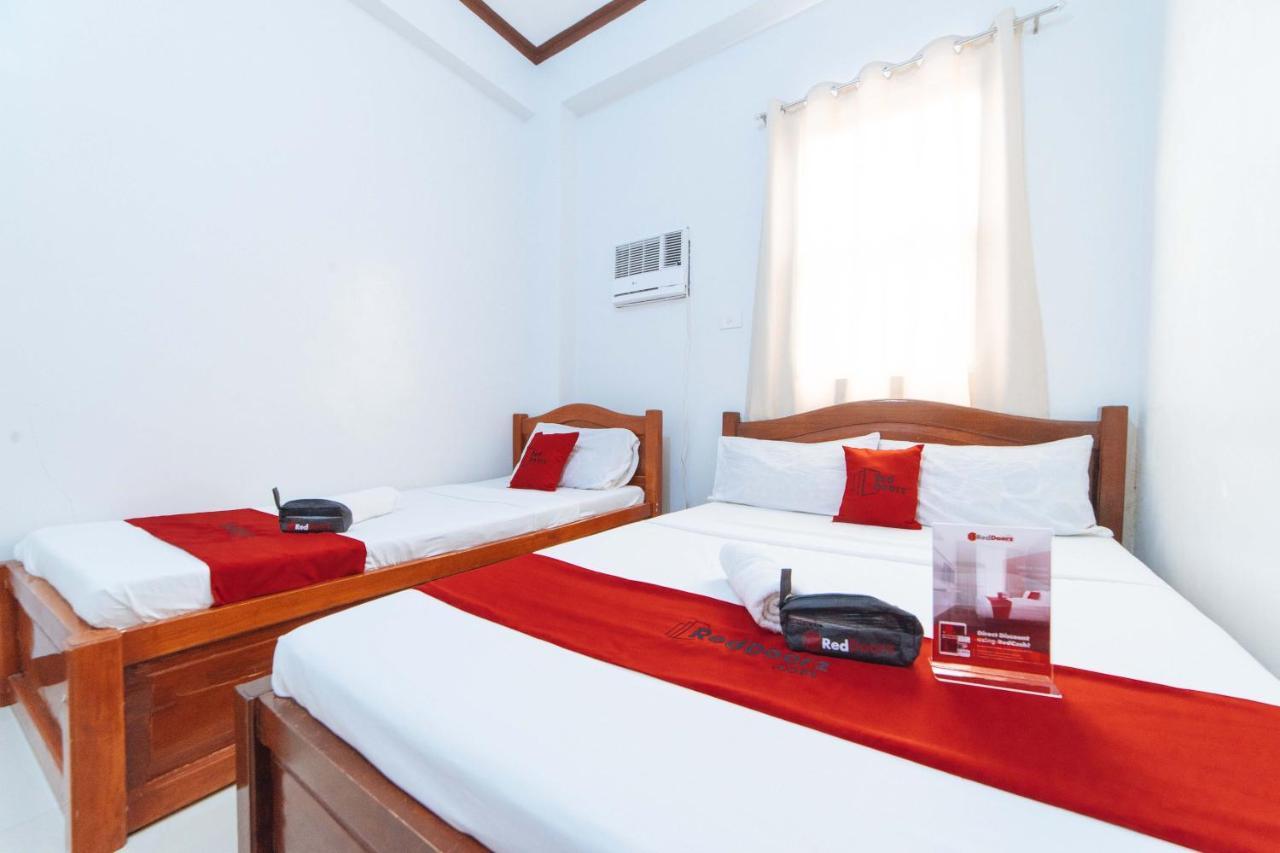 Reddoorz @ D Maagma Street Hotel Kalibo Exterior photo