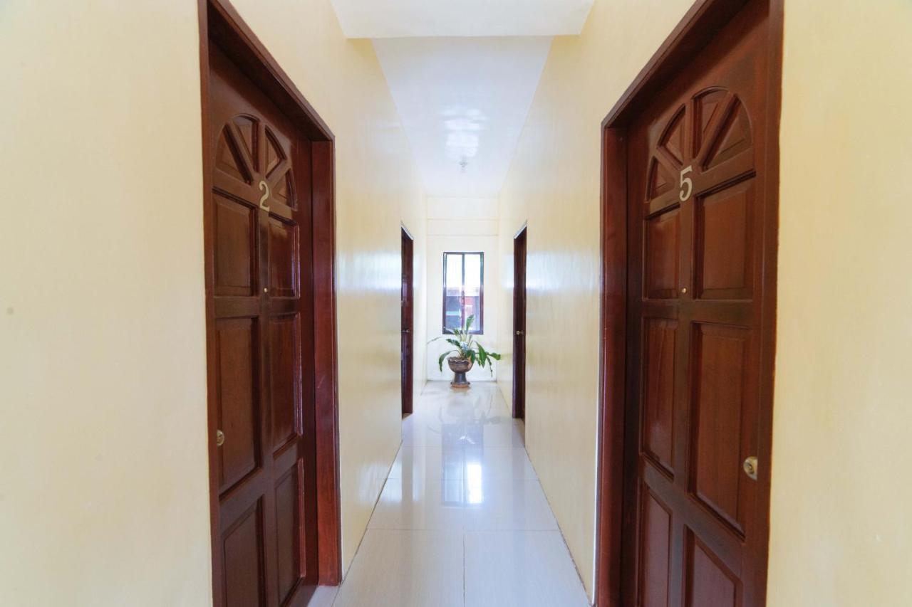 Reddoorz @ D Maagma Street Hotel Kalibo Exterior photo